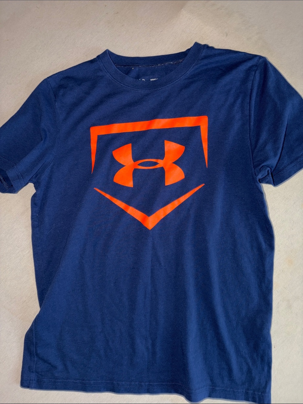 Kids Size M Under Armour Navy Short Sleeve Tee with Bright Orange Logo
